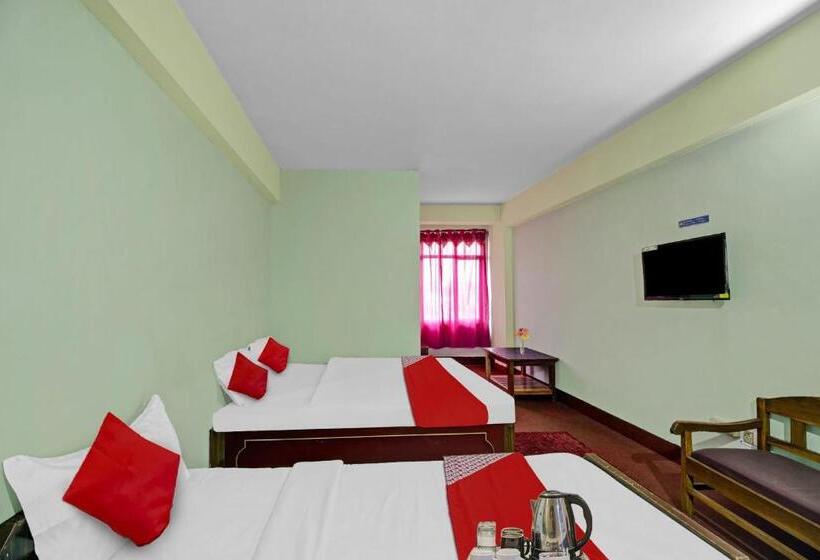 호텔 O Evergreen Guest House