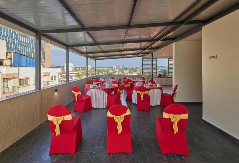 호텔 Regenta Inn Grandorr, Mahadevapura