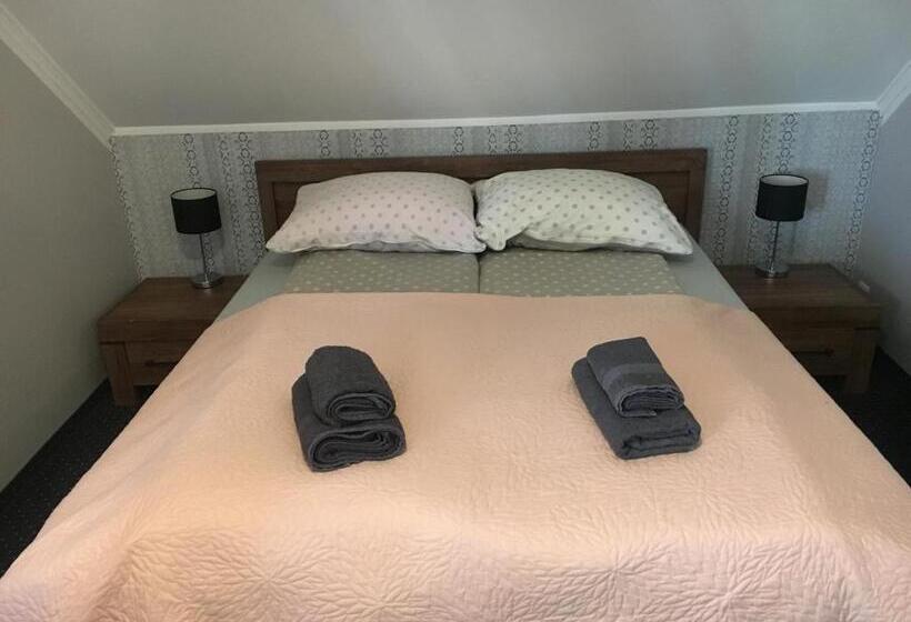 בית מלון כפרי Restauracja Zacisze Leśne Noclegi