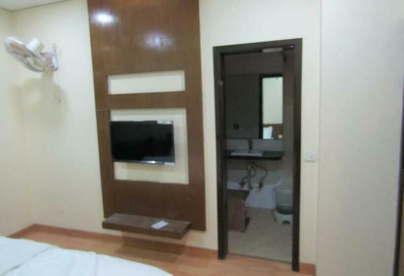 Отель Royal Regency