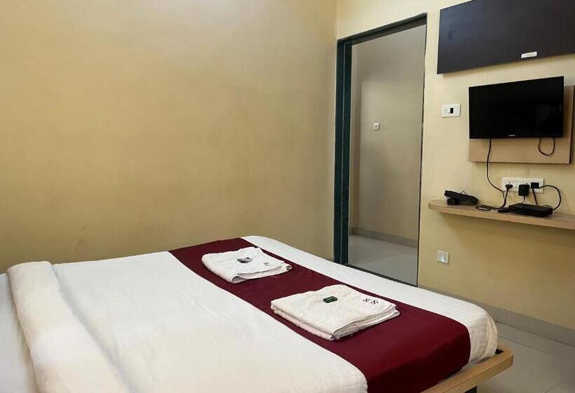 בית מלון כפרי S2 Residency