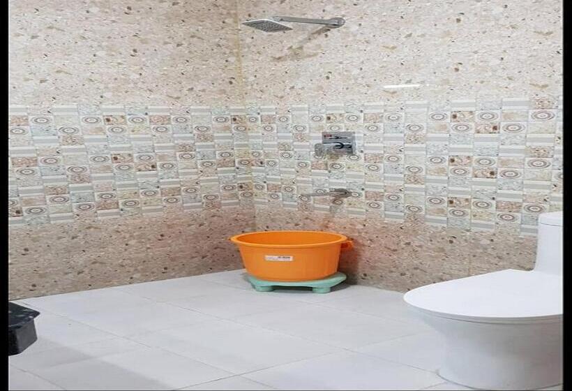 فندق Shalimar Lodge