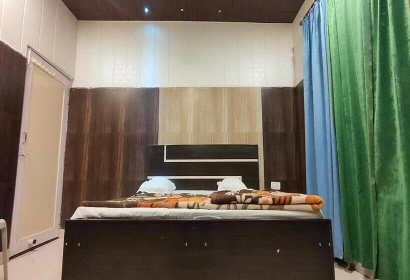 فندق Shalimar Lodge