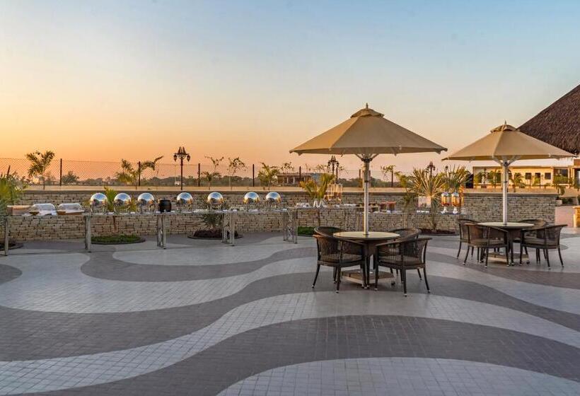 בית מלון כפרי Shyama Sarovar Portico