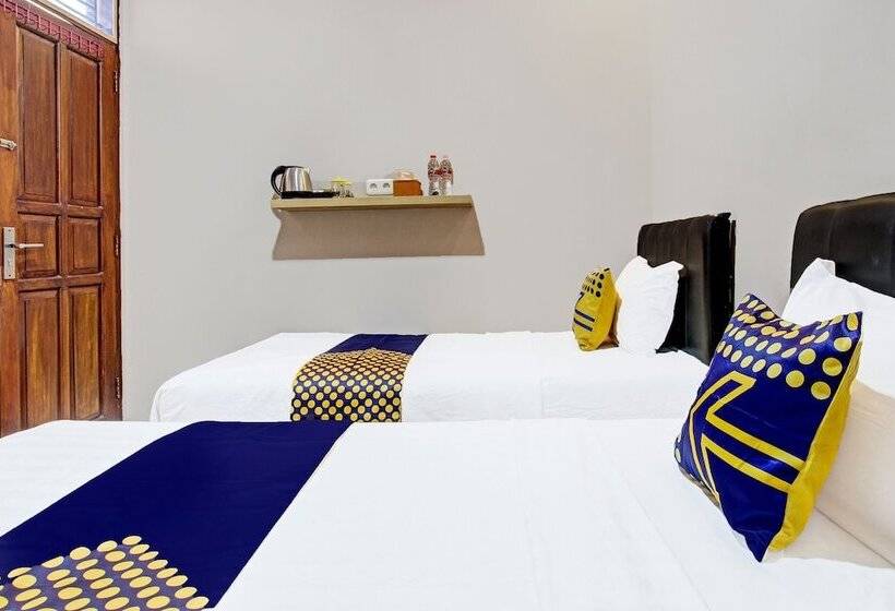 בית מלון כפרי Spot On 91932 Guest House Mustika Syariah