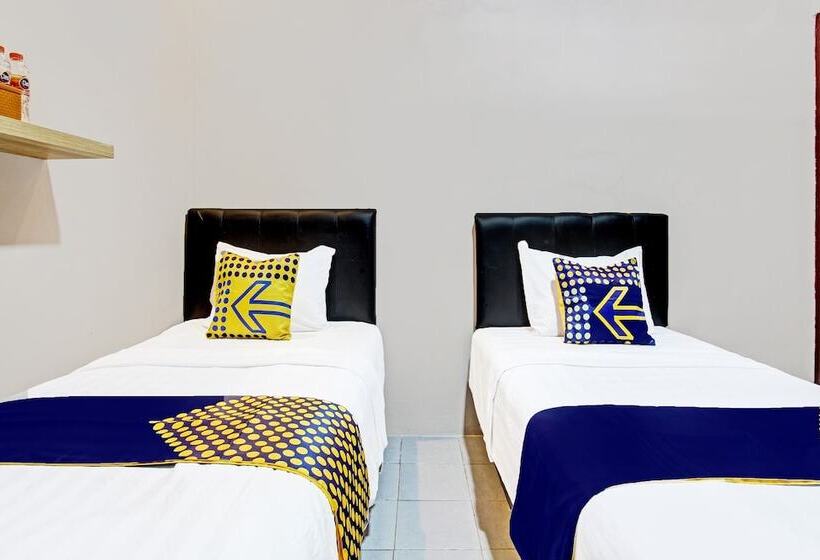 בית מלון כפרי Spot On 91932 Guest House Mustika Syariah