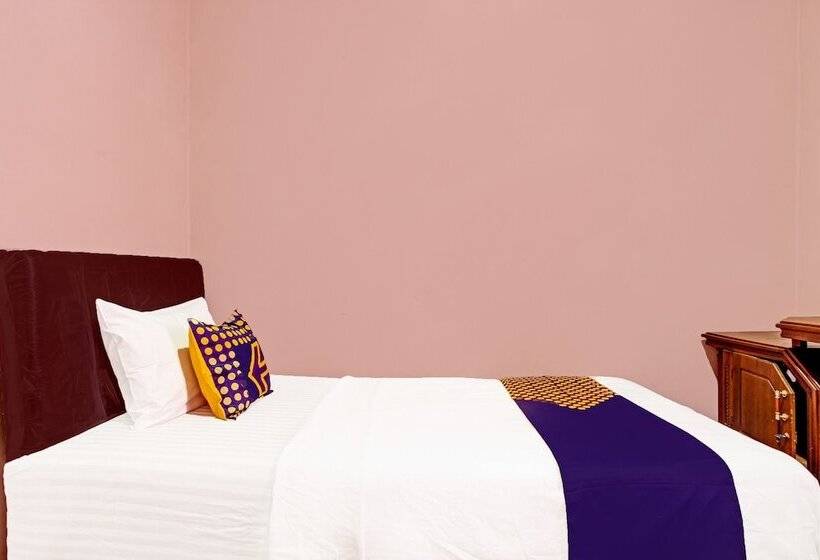 בית מלון כפרי Spot On 91932 Guest House Mustika Syariah