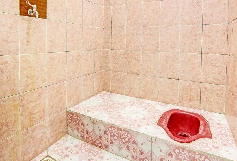 בית מלון כפרי Spot On 91932 Guest House Mustika Syariah