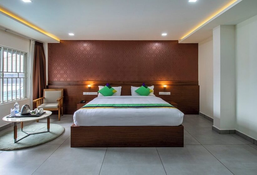 Отель Treebo Trend Chembra Residency