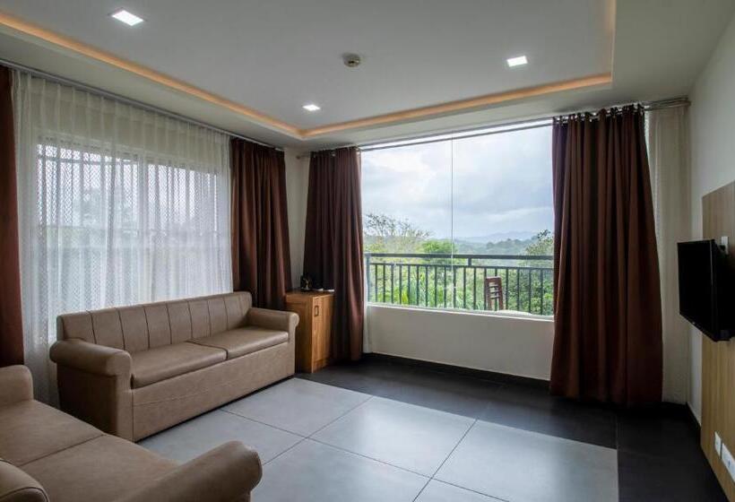 Отель Treebo Trend Chembra Residency