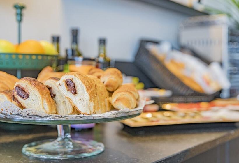 فندق Vesci Faventia