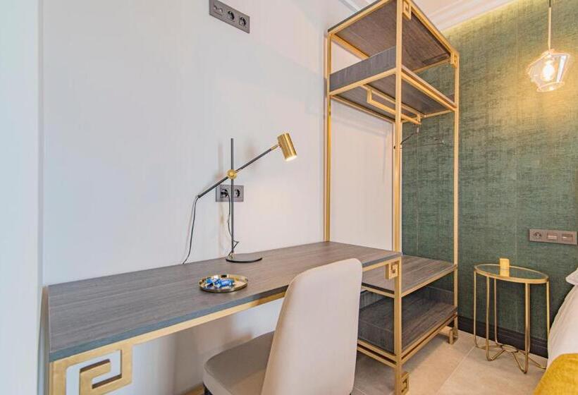 فندق Vesci Faventia