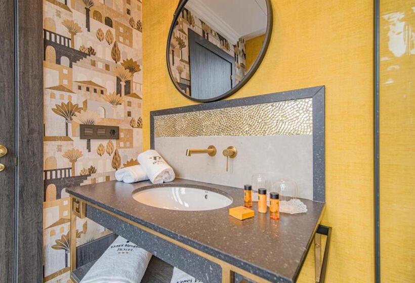 فندق Vesci Faventia