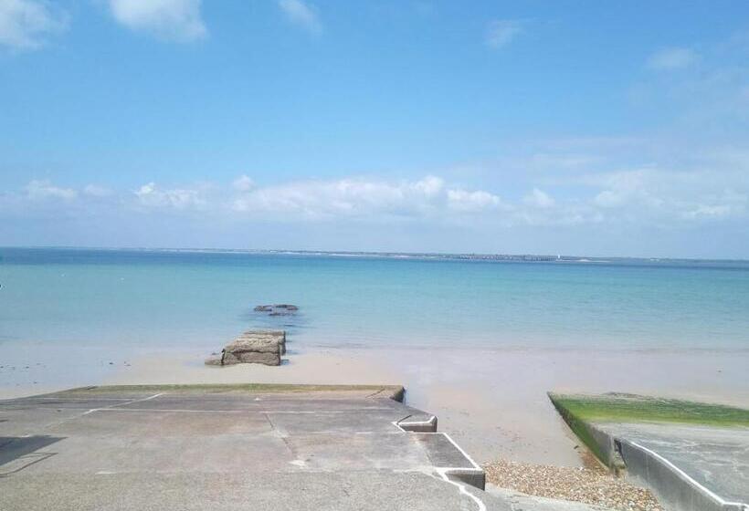 Little Bassett Bed & Breakfast