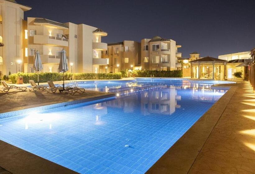Marom Port Said Resort & Beach