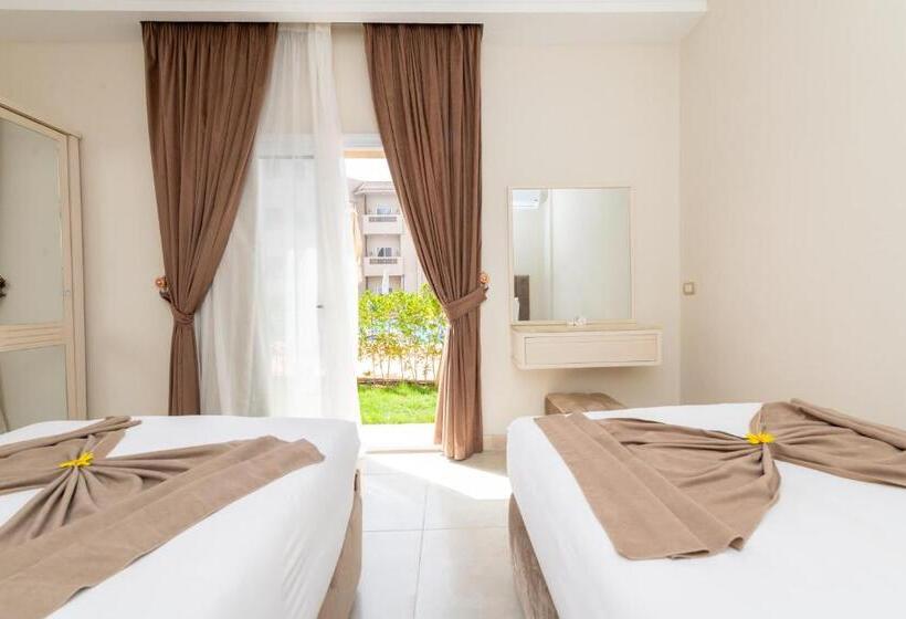 Marom Port Said Resort & Beach