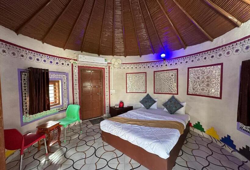 Modhera Sunrise Resort   Tents Bhungas Jungle Restaurants & Candlelight Dining