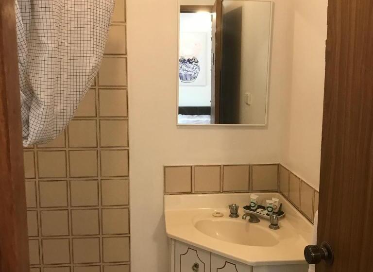 Mt. Remarkable Hotel Motel