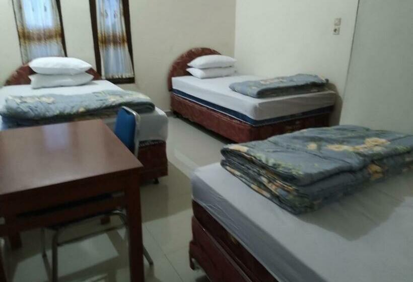 פנסיון Aab Guest House Tomohon