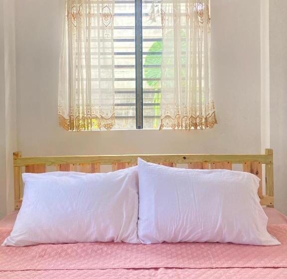 פנסיון Balai Lawaan Cozy Homestay