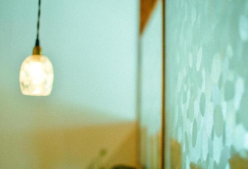 펜션 深々 Books&stay シンシンブックスアンドステイ