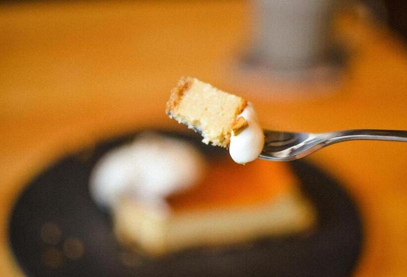 펜션 深々 Books&stay シンシンブックスアンドステイ