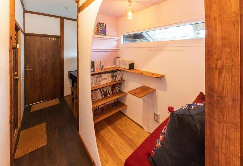 펜션 深々 Books&stay シンシンブックスアンドステイ