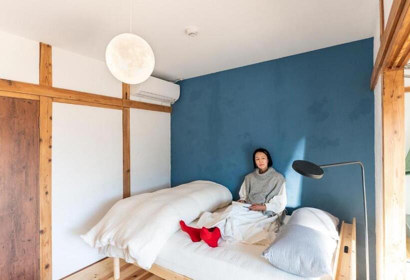 펜션 深々 Books&stay シンシンブックスアンドステイ