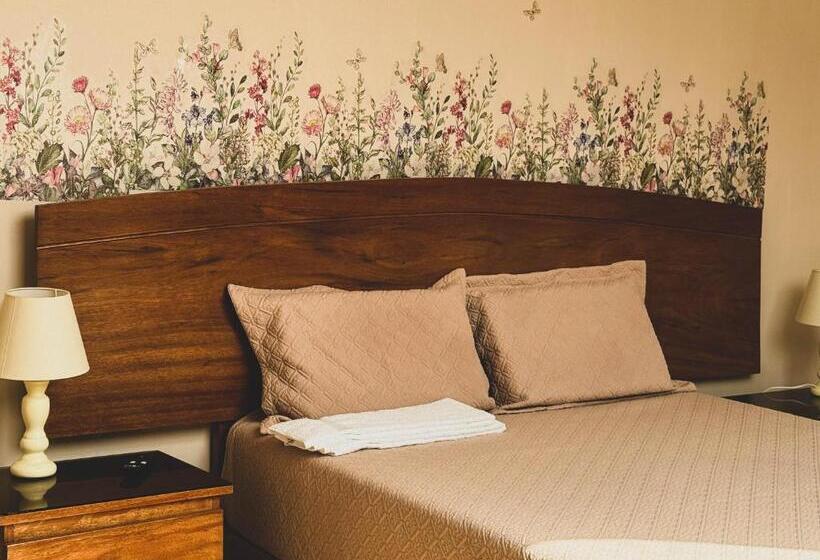 Pensión Casa Hotel Mamaluna