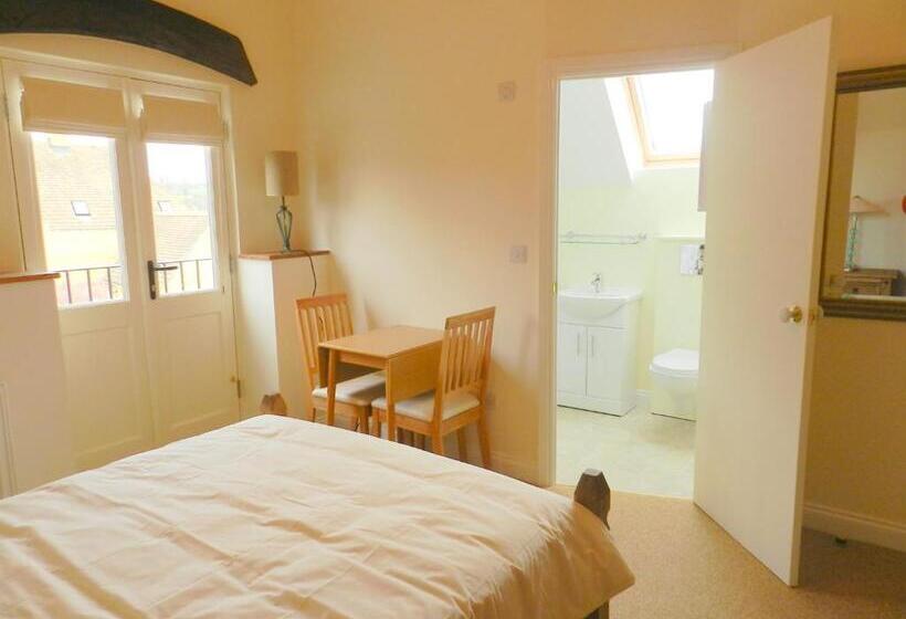 膳宿费 Cotswold Charm George Barn