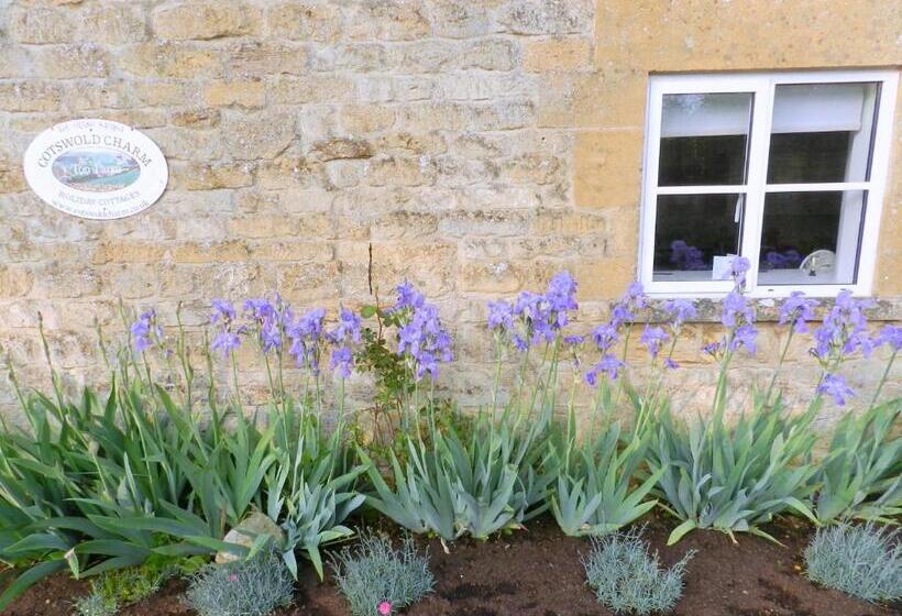 膳宿费 Cotswold Charm George Barn