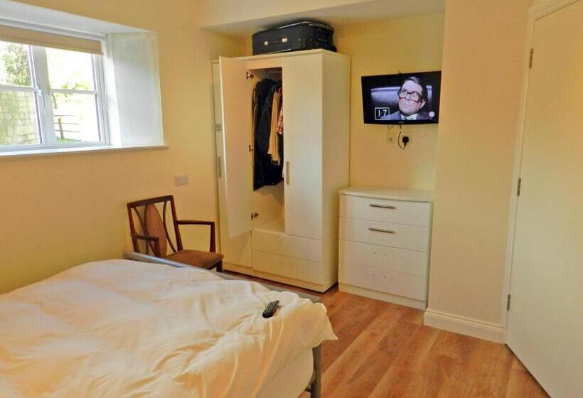 膳宿费 Cotswold Charm George Barn