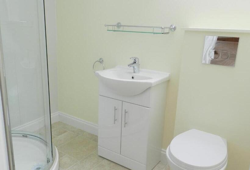 膳宿费 Cotswold Charm George Barn