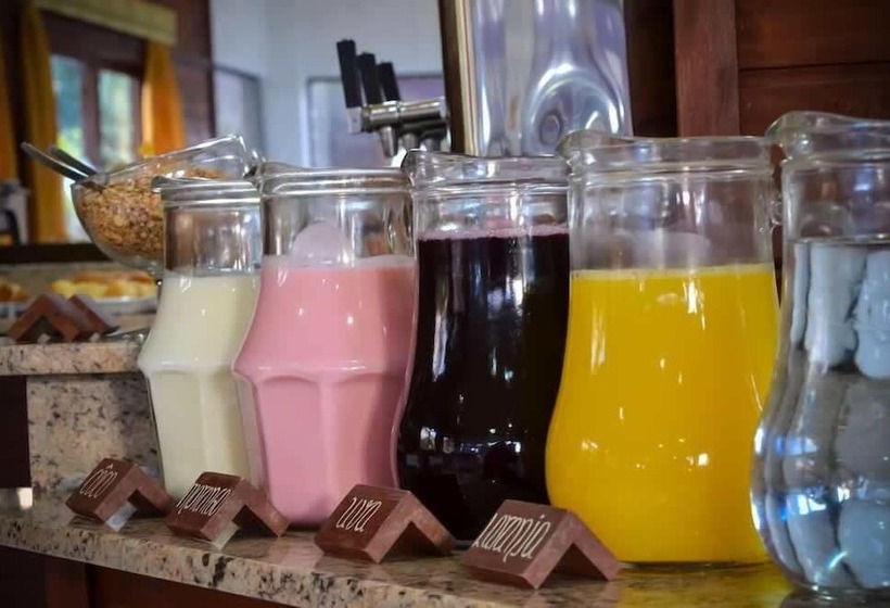 פנסיון Pousada Suíça