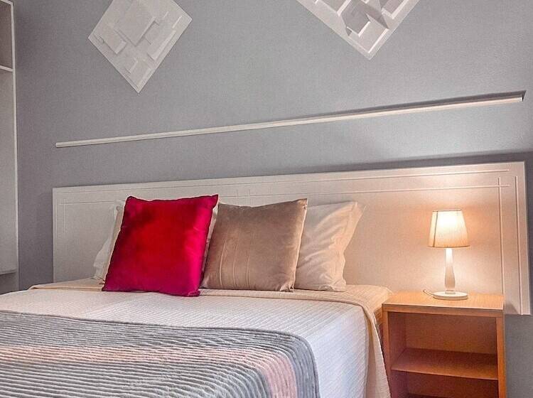 פנסיון Pousada Suíça