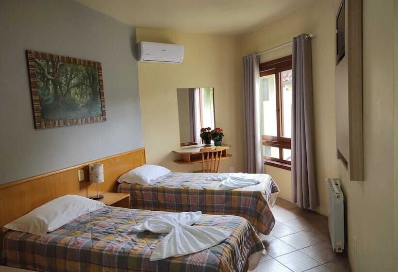 פנסיון Pousada Suíça