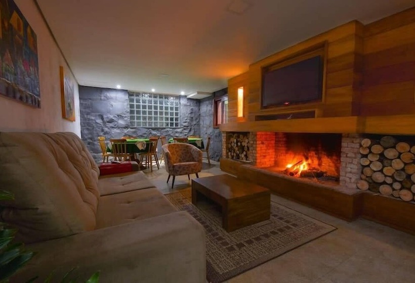 פנסיון Pousada Suíça