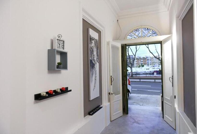 پانسیون Privilege Suite