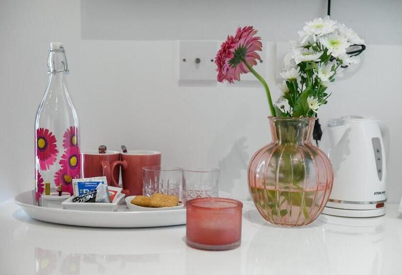 پانسیون Privilege Suite