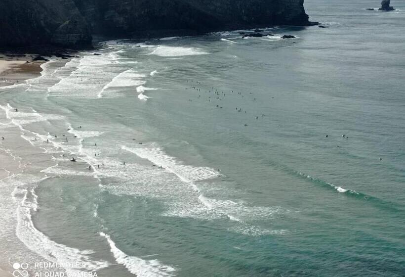 ペンション Surf & Beach House