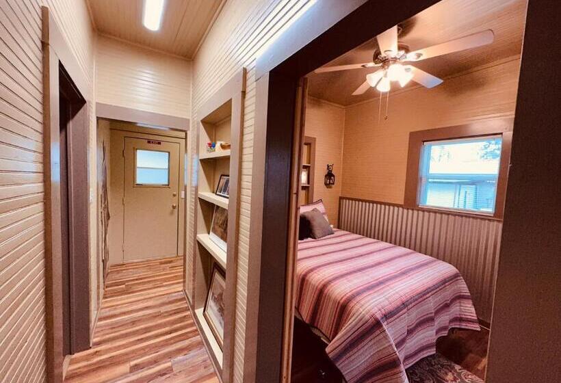 膳宿费 Texas Blue Apple Cottage