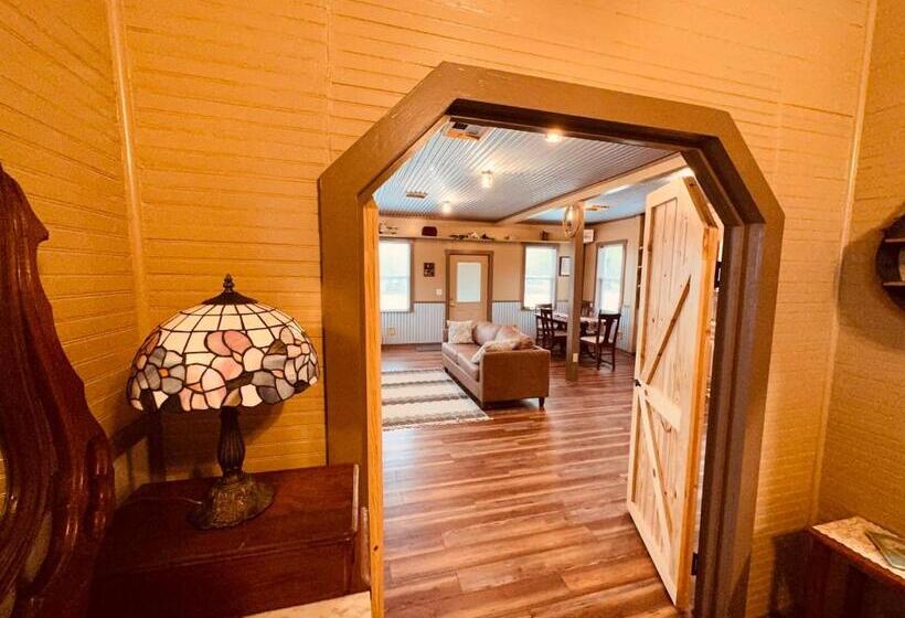 膳宿费 Texas Blue Apple Cottage