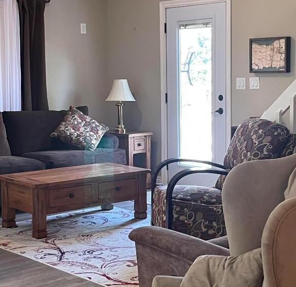 膳宿费 Villa In The Vines