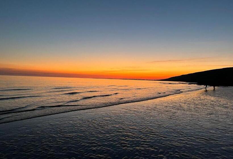 Пансион Woodlands Coastal Apartment