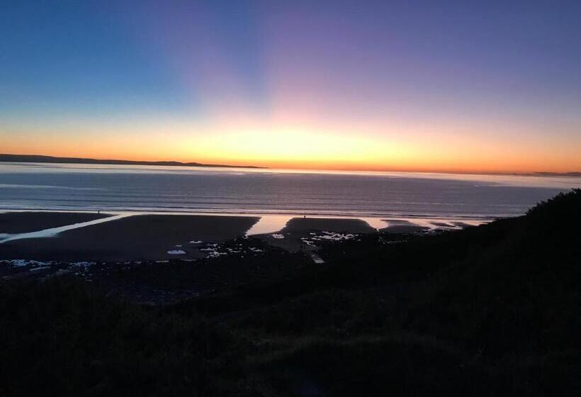 Пансион Woodlands Coastal Apartment