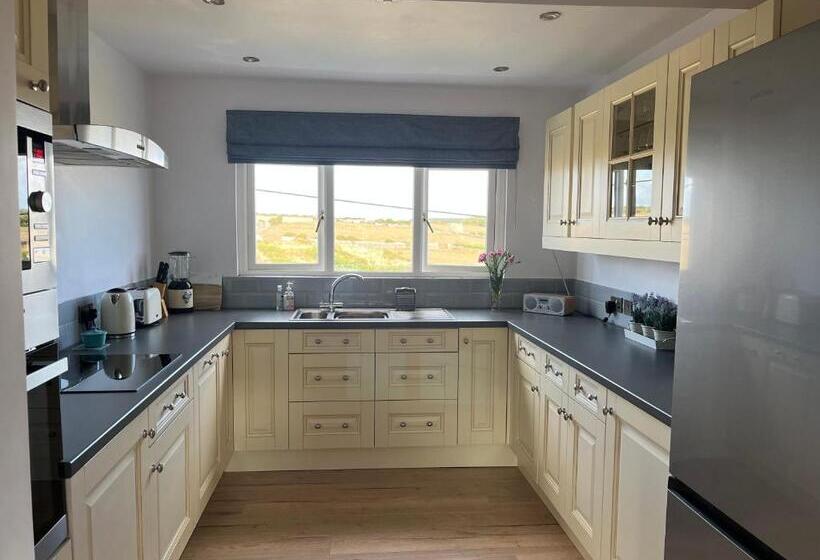 Пансион Woodlands Coastal Apartment