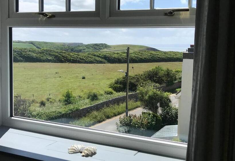 Пансион Woodlands Coastal Apartment