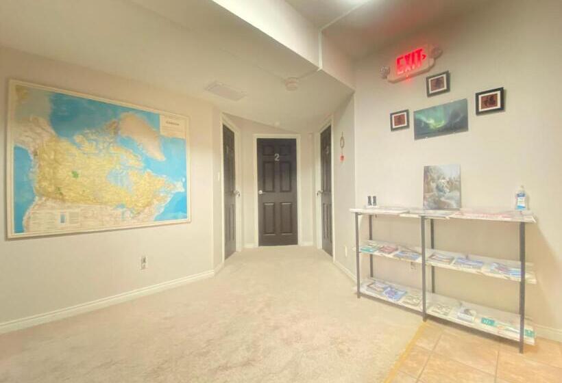 بنسيون Yellowknife Bed And Breakfast