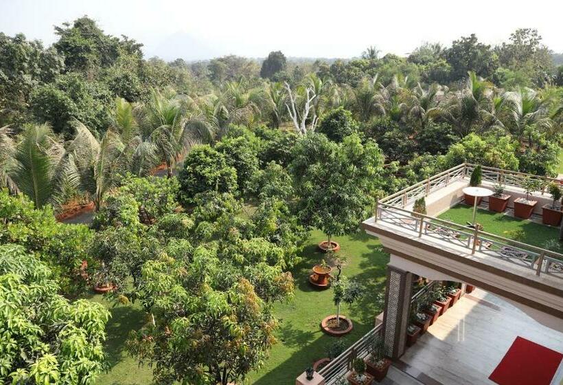 Raaj Resort