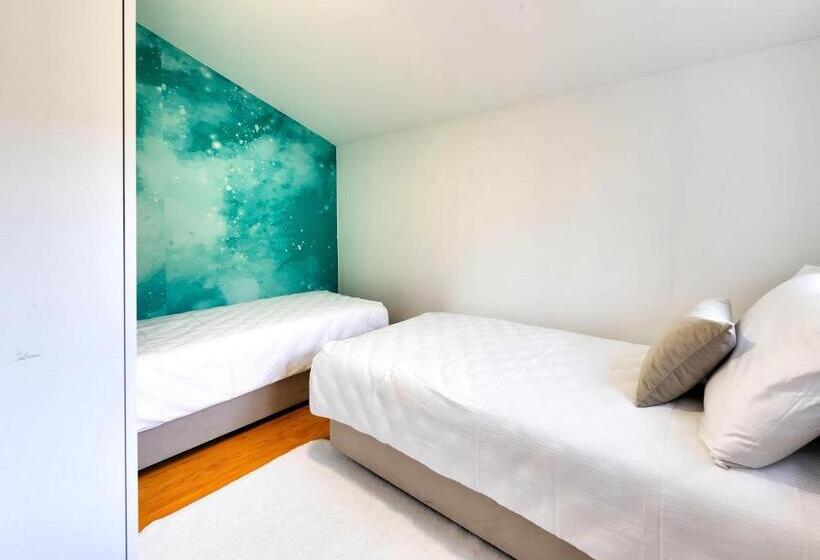 استراحتگاه Forest Lodges